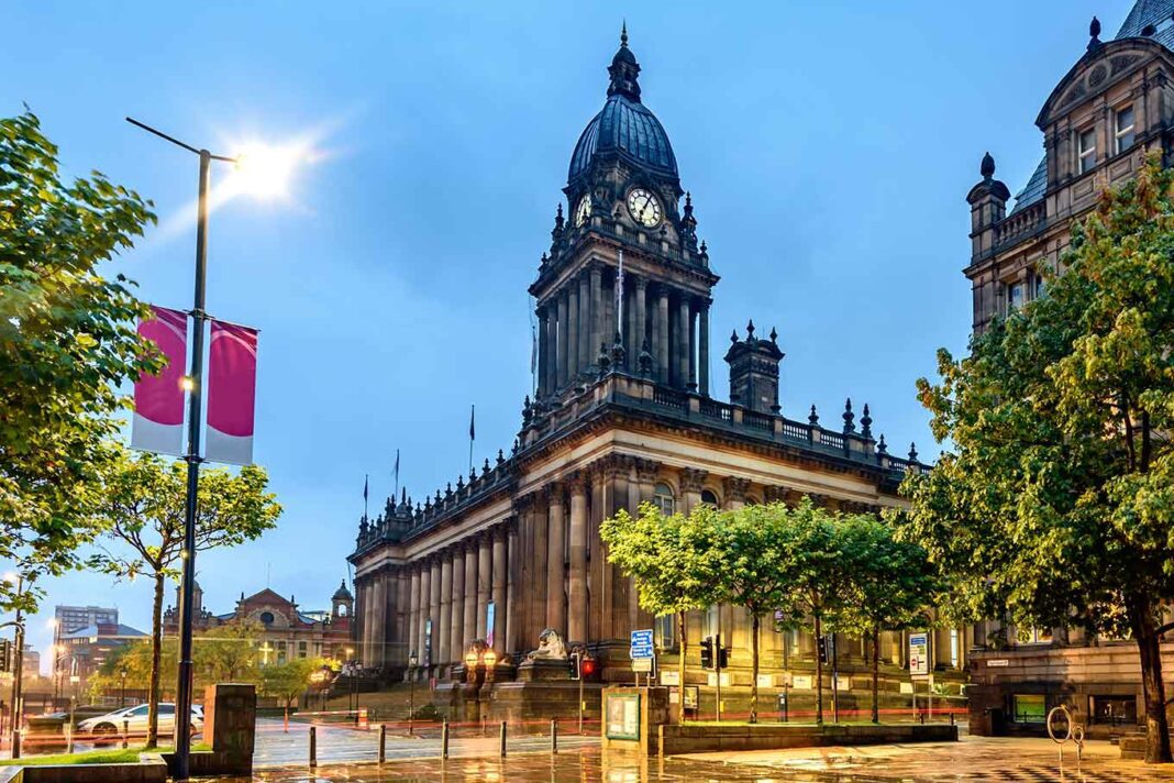 The History of Leeds Town Hall - leedsyes.com